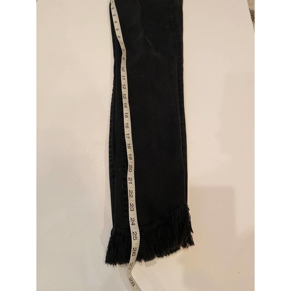 Frame Le high Straight Shredded Raw Hem in Black - Picture 8 of 8